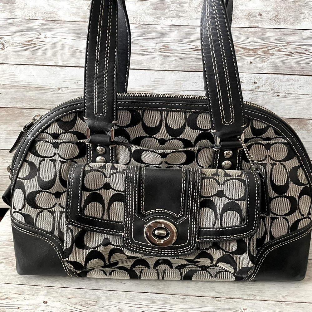 COACH HAMPTON SIGNATURE ZIP SATCHEL BAG #13977